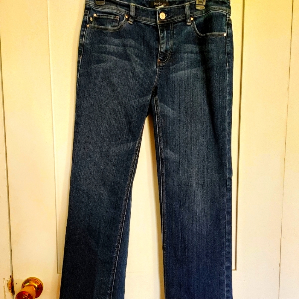 White House Black Market 8R jeans